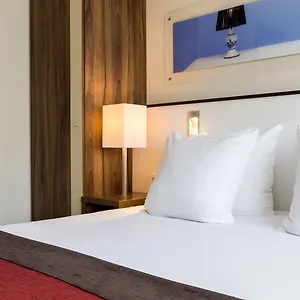 holiday-inn-eindhoven.valkenburgaandegeul-hotels.com/
